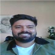 Ingeniero en Procesos Químicos. Experiencia en ministerios y gremios de trabajadores, formando en materia energética